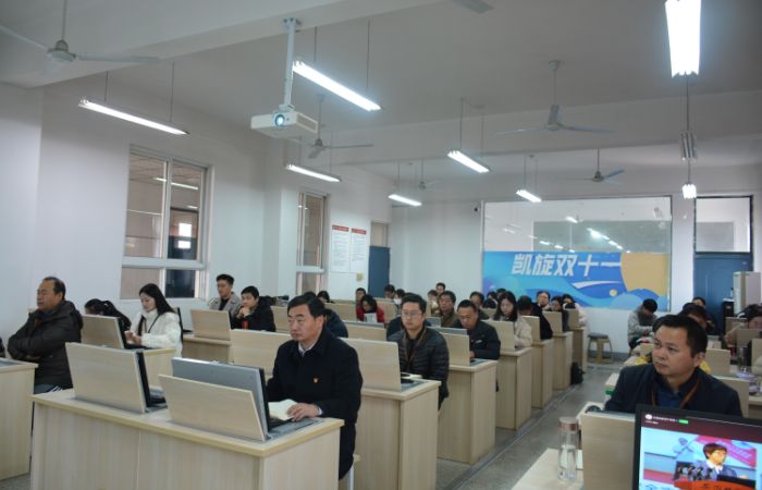 DSC_8011 (1).JPG